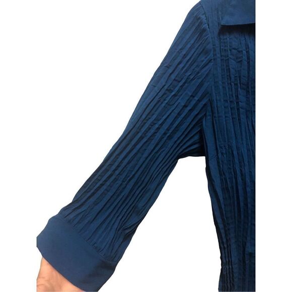 Bay Studio Career Petite Women’s Blue Long Sleeve Button Down too - Picture 2 of 6